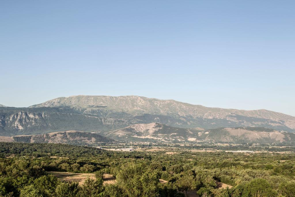 Poggio Picenze Agriturismo Statale 17 מראה חיצוני תמונה